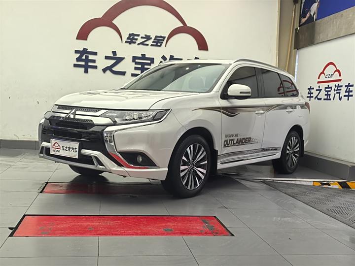 Outlander 2020 2.0L Two-wheel drive enjoyment version 5 seats