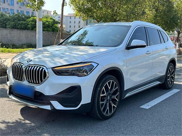 BMW X1 2021 xDrive25Li exclusive model