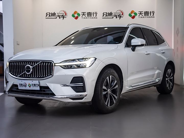 Volvo XC60 2022 B5 Four-wheel drive Smart Yi Deluxe Edition
