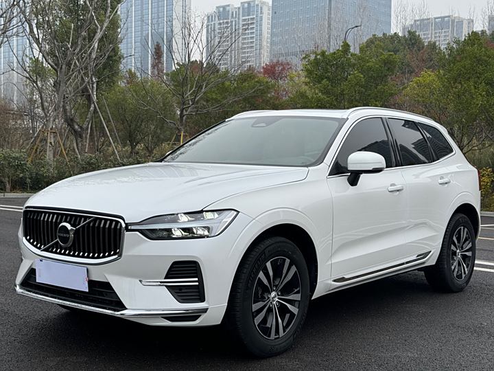 Volvo XC60 2022 B5 Four-wheel drive Smart Yi Deluxe Edition