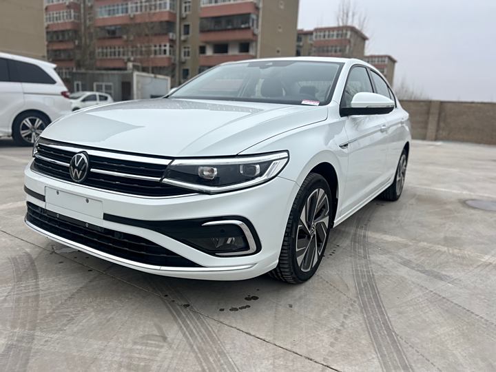 Bora 2023 300TSI DSG Supreme Edition