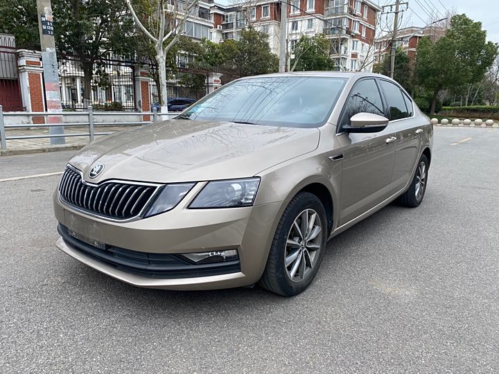 Octavia 2019 1.5L Automatic Intelligent Comfort Edition Guo VI