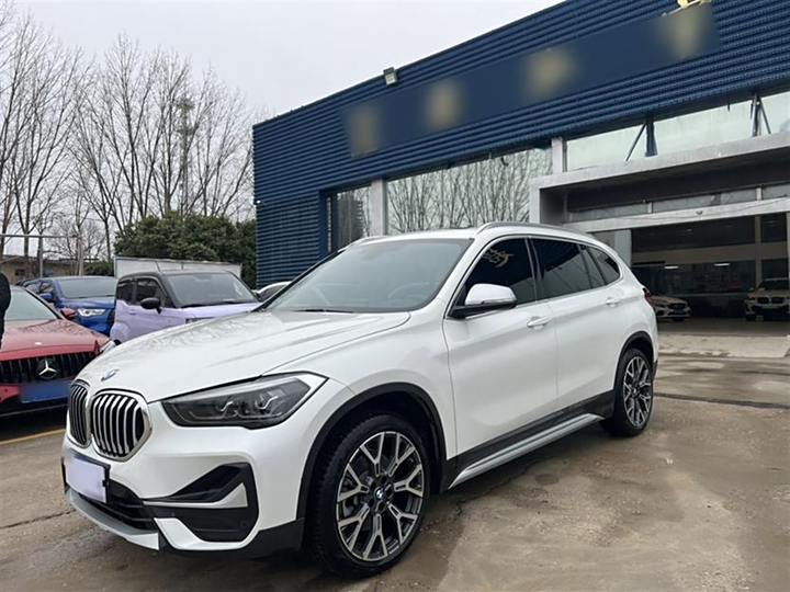 BMW X1 2021 xDrive25Li exclusive model