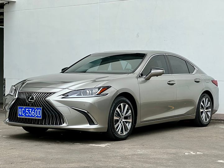 Lexus ES 2020 Model 200 Excellent Edition