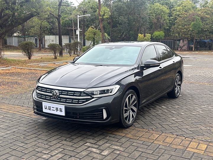 Sagitar 2023 300TSI DSG Excellent Edition