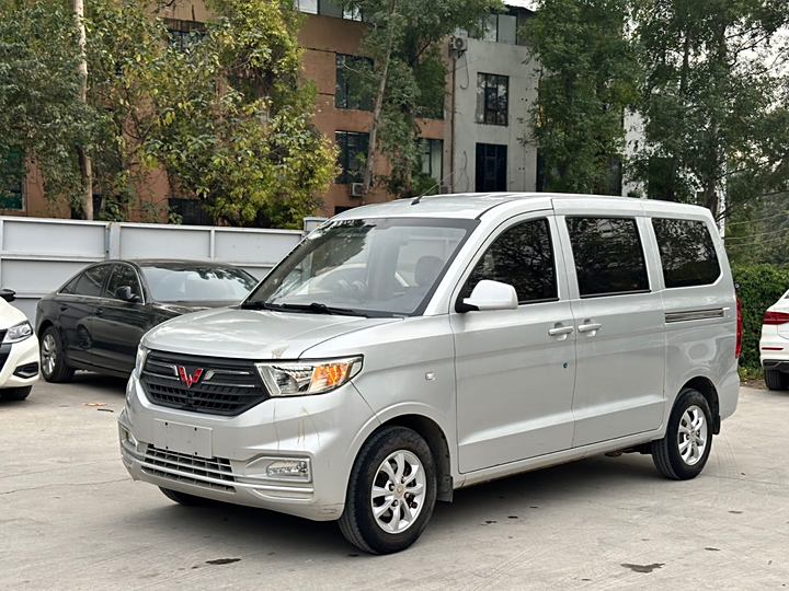 Wuling Hongguang V 2019 1.5L Jinxiang Version National VI LAR