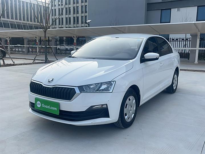 Xinrui 2019 model facelift 1.5L manual standard version National VI