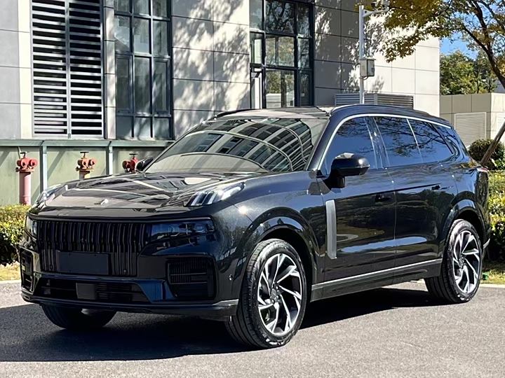 Lynk & Co 09 2021 2.0T Halo six-seater