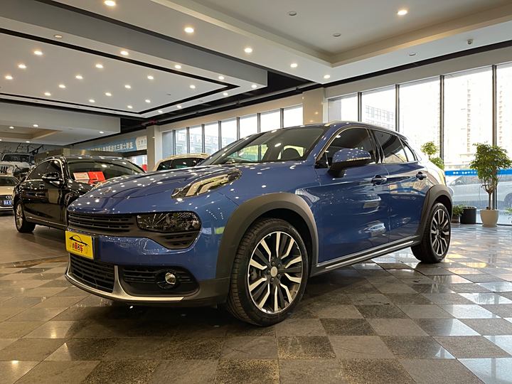 Lynk & Co 02 2019 high-energy version 2.0T automatic two-wheel drive version Guo VI