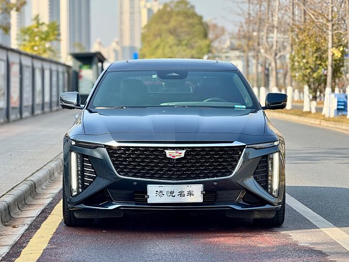 Cadillac CT6 2023 28T Premium Model