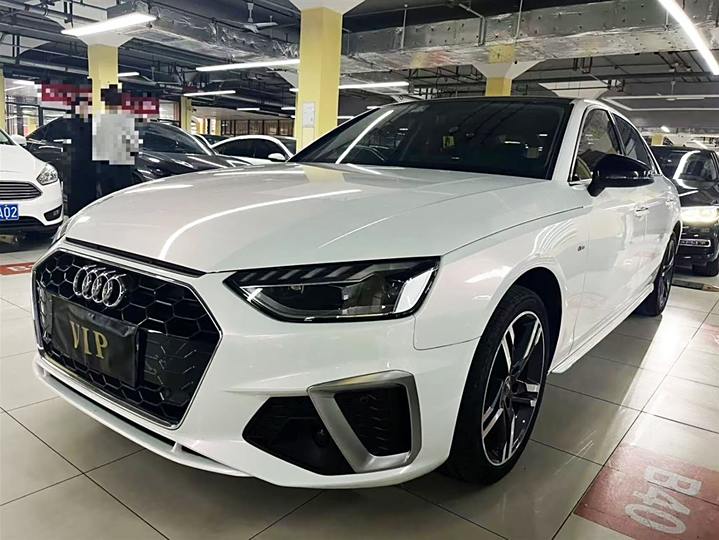 Audi A4L 2022 40 TFSI Fashion Motivation Type