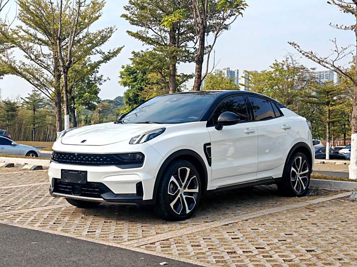 Lynk & Co 05 2020 2.0TD Four-wheel drive Plus