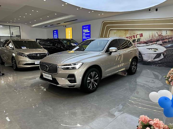 Volvo XC60 2023 B5 Four-wheel drive Smart Yi Deluxe Edition