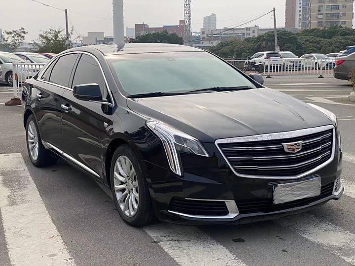 Cadillac XTS 2018 28T Technology
