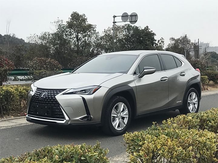 Lexus UX 2020 260h Exploration Edition
