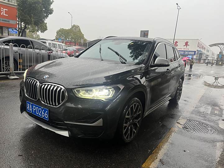 BMW X1 2022 xDrive25Li Exclusive