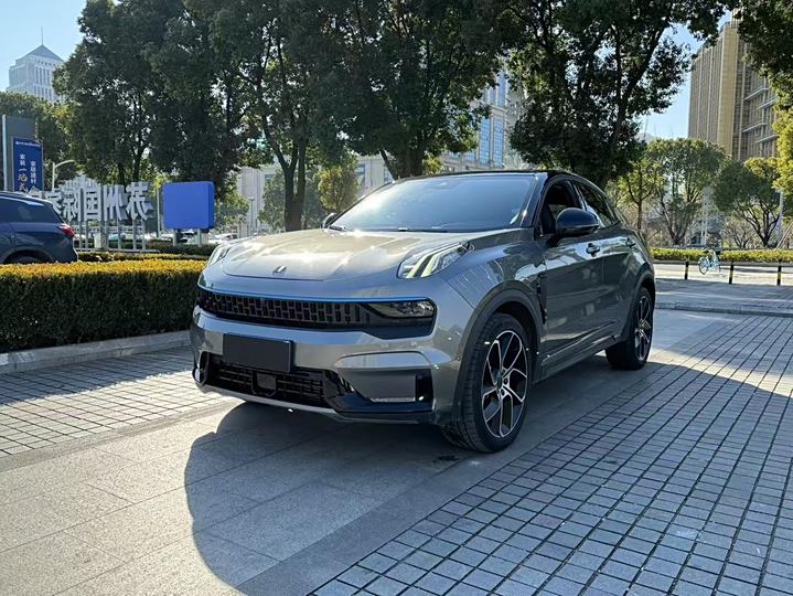 Lynk & Co 05 2022 2.0TD Two-wheel drive Halo