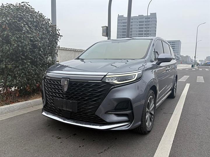 Roewe iMAX8 2021 400TGI flagship version