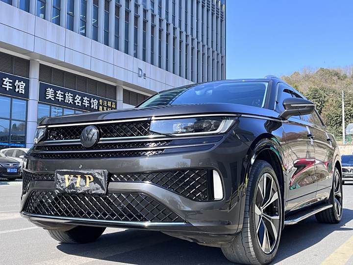 Lan Xun 2023 380TSI four-wheel drive R-Line first version