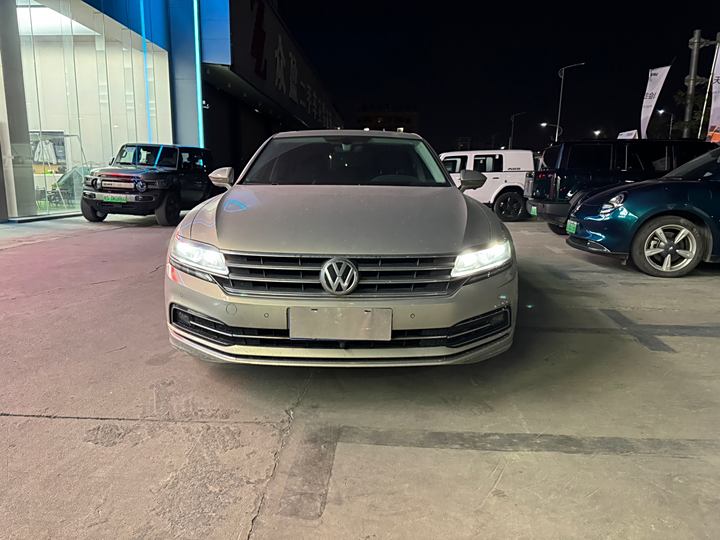 Huiang 2019 380TSI Two-wheel drive business version Guo V