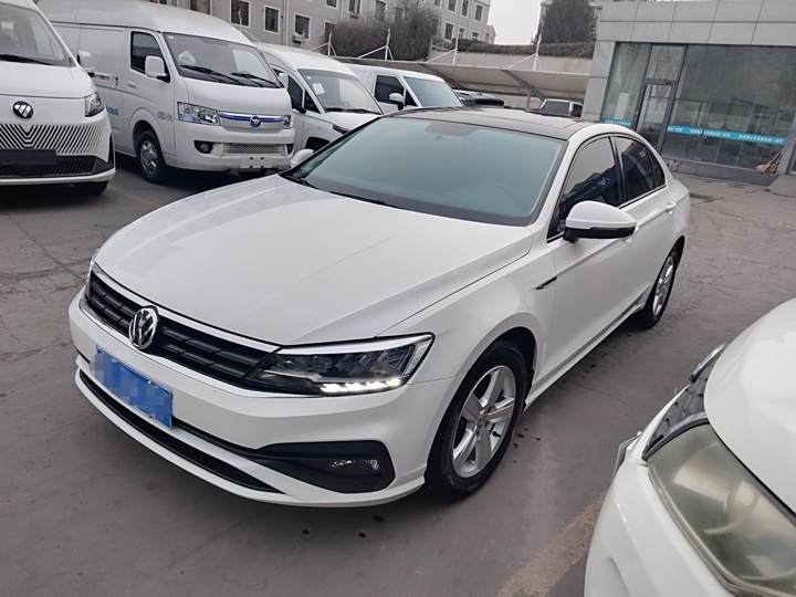 Lingdu 2019 model 230TSI DSG fashion version Guo VI