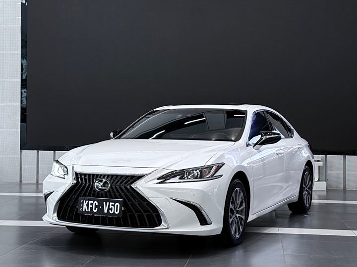 Lexus ES 2022 200 Excellent Edition