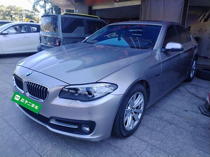BMW 5 Series (imported) 2014 model 520i elegant model