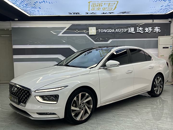 Mingtu 2021 model 270TGDi DCT LUX Premium Edition