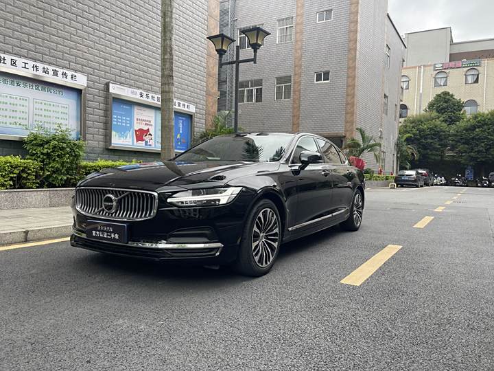 Volvo S90 2024 B5 Zhiyi Deluxe Edition