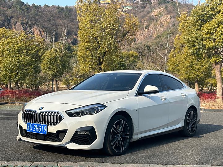 BMW 2 Series (imported) 2021 225i four-door coupe M sports suit