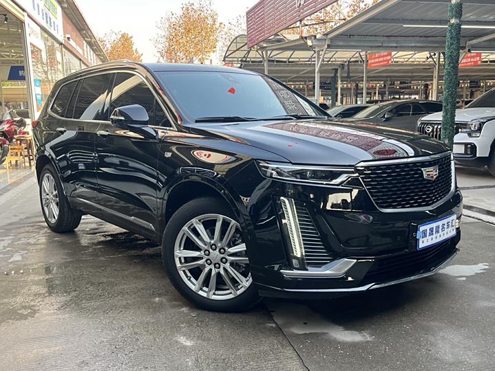 Cadillac XT6 2022 2.0T six-seater four-wheel drive luxury model