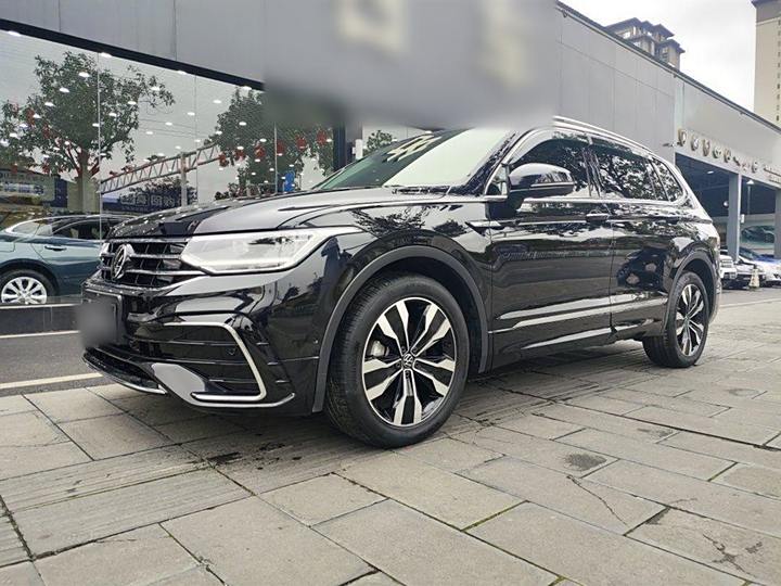 Tiguan L 2023 330TSI automatic two-wheel drive R-Line Victory Edition