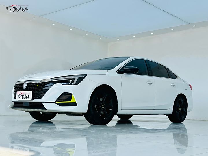 Roewe i6 MAX 2020 300TGI Automatic Cool Skywalk Smart Drive Supreme Edition