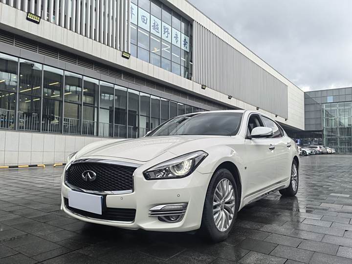 Infiniti Q70 2019 Q70L 2.0T Yuexiang Edition