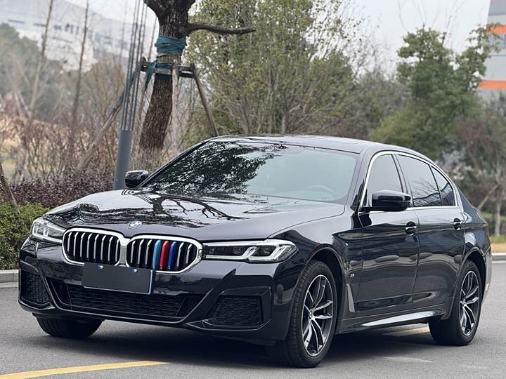 BMW 5 Series 2022 525Li M Sports Set