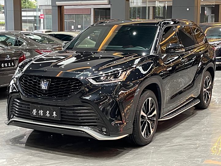 Crown Land 2023 2.5L HEV four-wheel drive flagship version