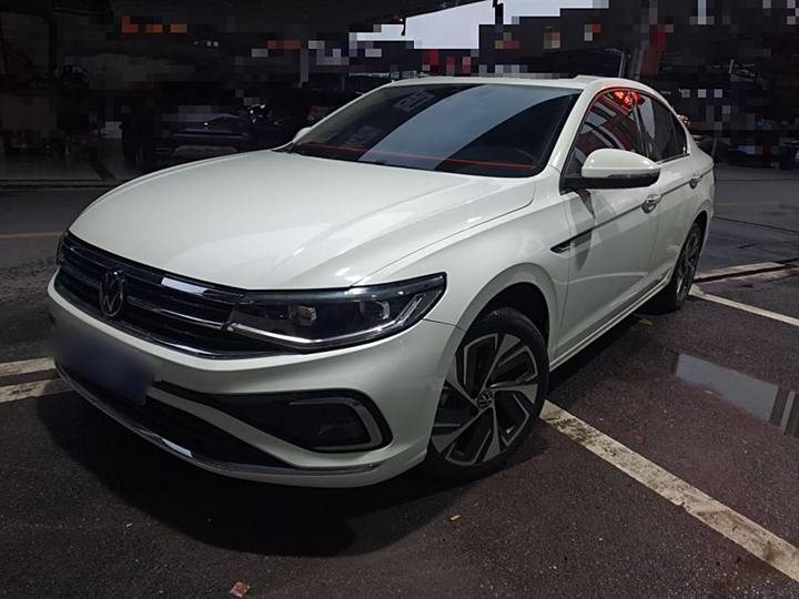 Bora 2023 300TSI DSG Supreme Edition