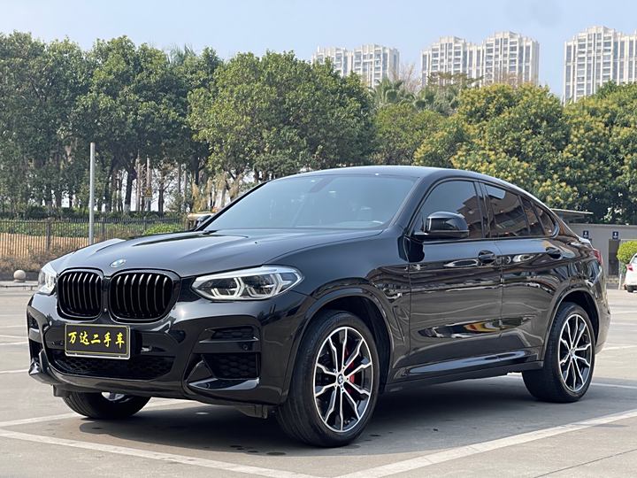BMW X4 2021 xDrive 25i M Sports Night Set
