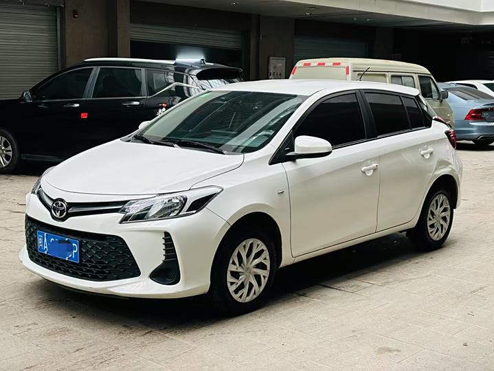 Vios FS 2021 1.5L CVT Fashion Edition