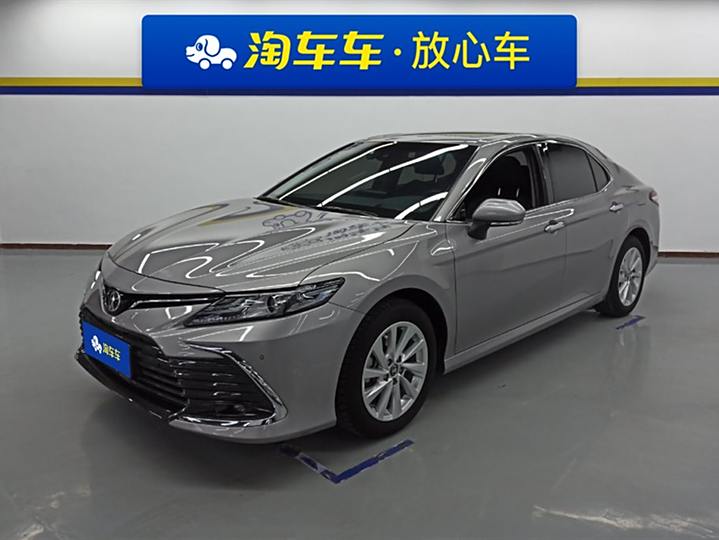 Camry 2021 2.0G Deluxe Edition