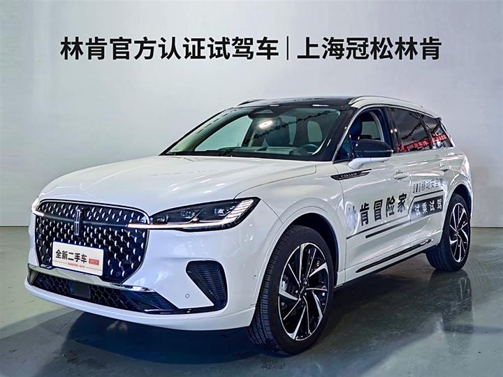 Adventurer 2024 2.0T four-wheel drive version