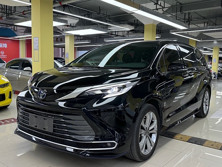 Sina SIENNA 2021 2.5L Hybrid Premium Edition