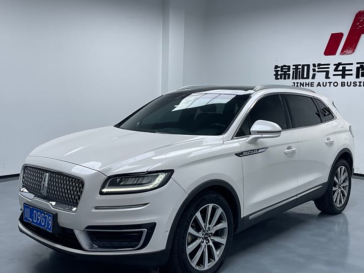 Navigator (imported) 2019 model 2.0T four-wheel drive supreme version Guo V