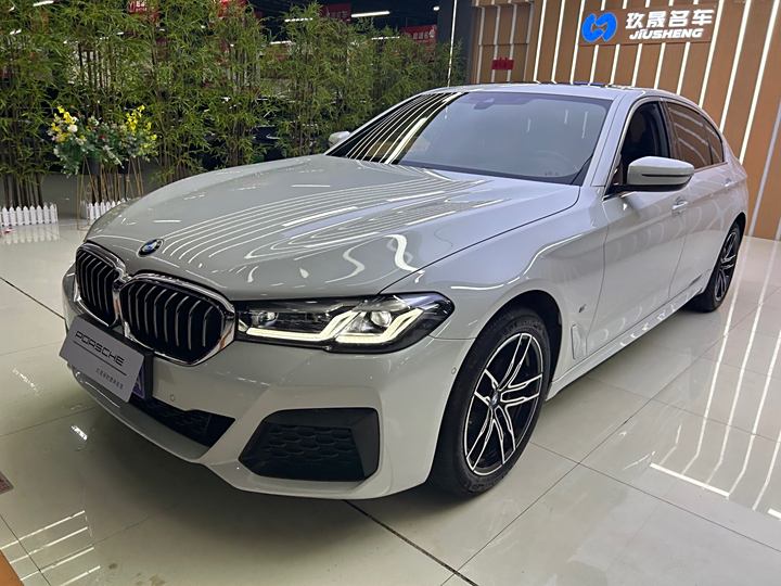 BMW 5 Series 2022 525Li M Sports Set