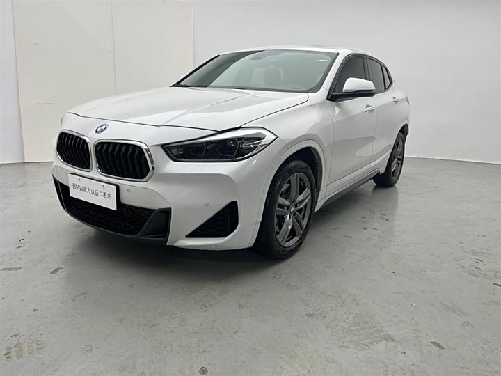 BMW X2 2022 sDrive25i M sports suit