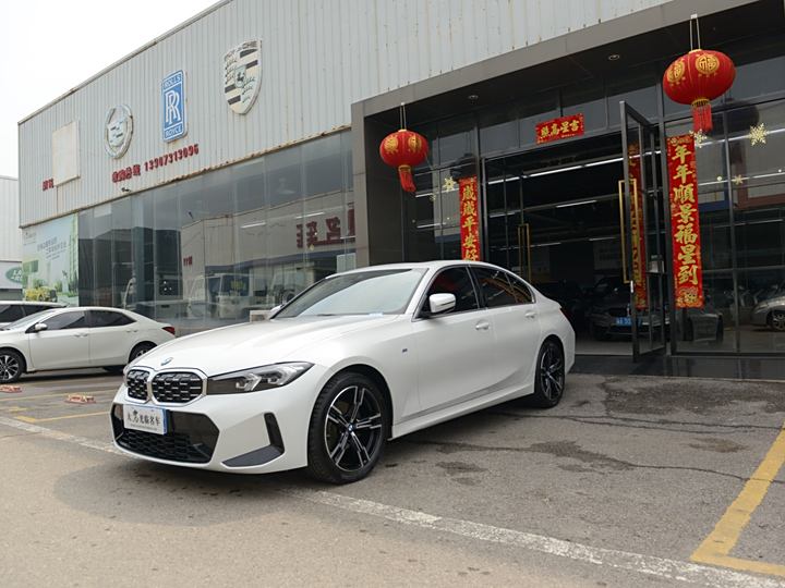 BMW 3 Series 2023 325i M Sports Set