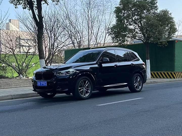 BMW X3 2021 xDrive28i M sports suit