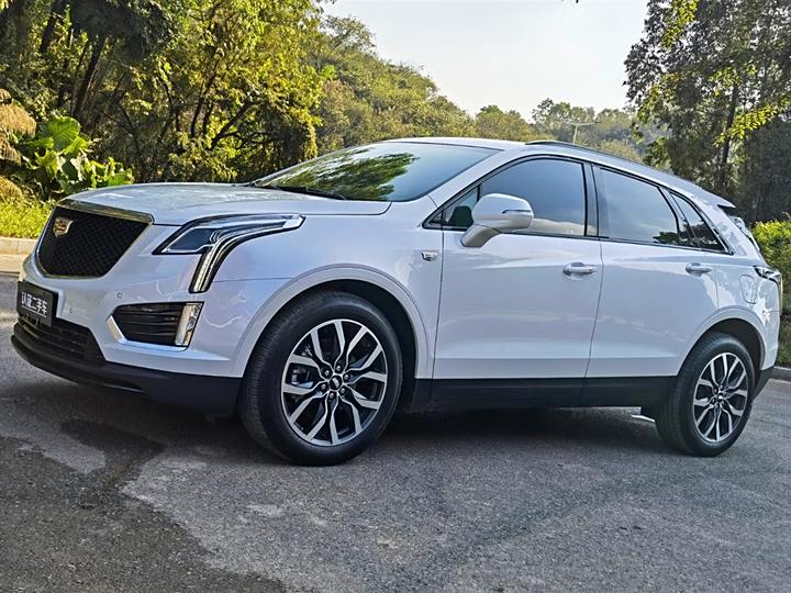 Cadillac XT5 2022 2.0T four-wheel drive luxury model (Hummingbird version)