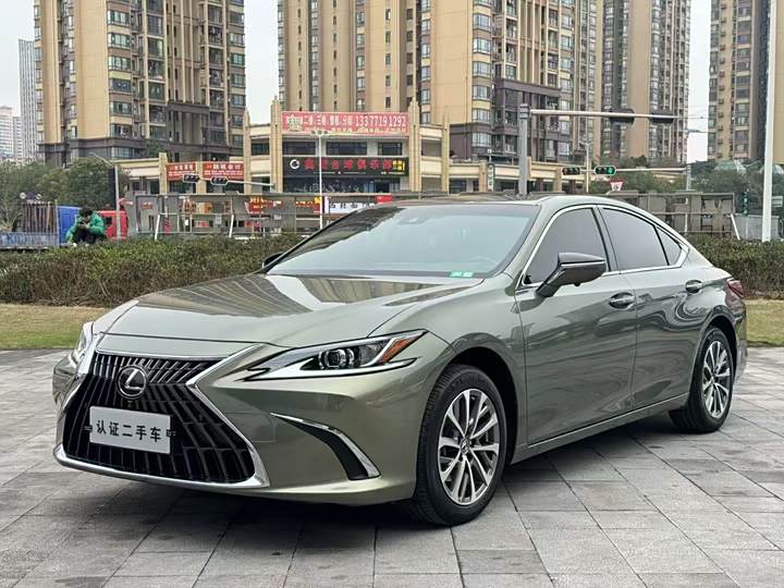 Lexus ES 2022 200 Excellent Edition