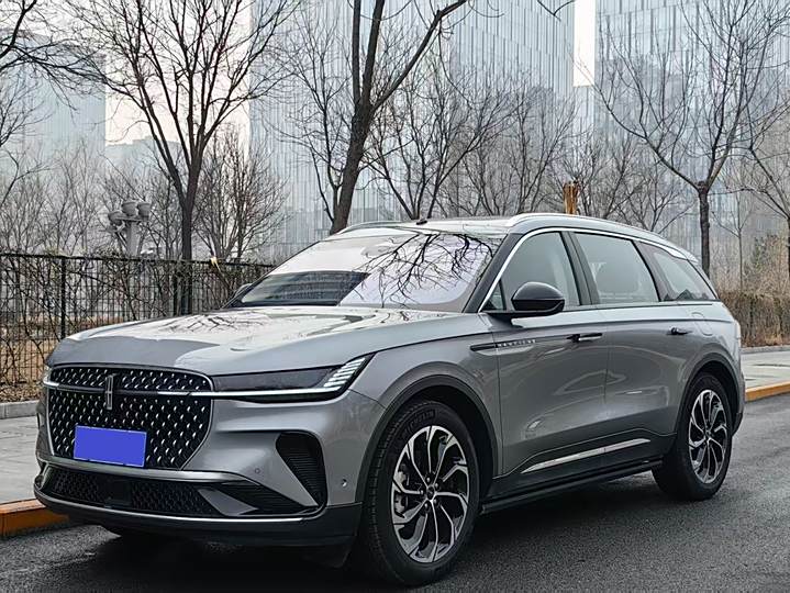 Navigator 2023 2.0T four-wheel drive Zunrui version